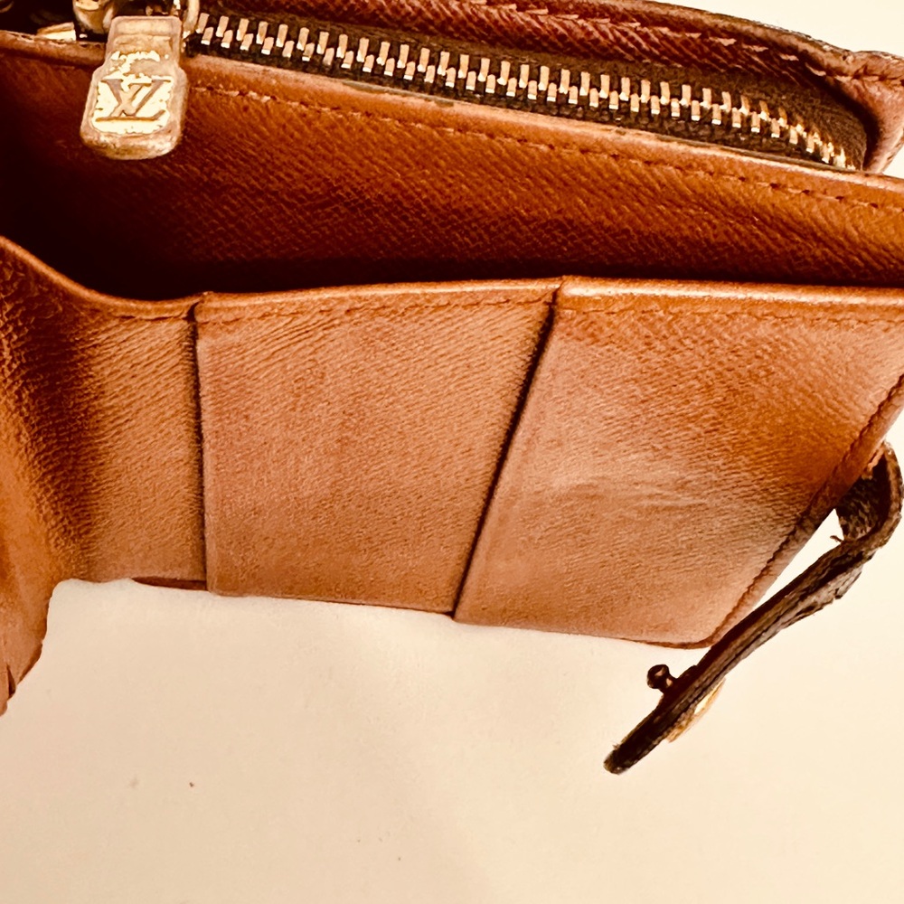 Louis Vuitton Tan and Brown Monogram Wallet compact wallet - Picture 7 of 13